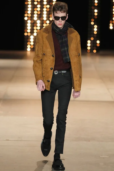 Look 31